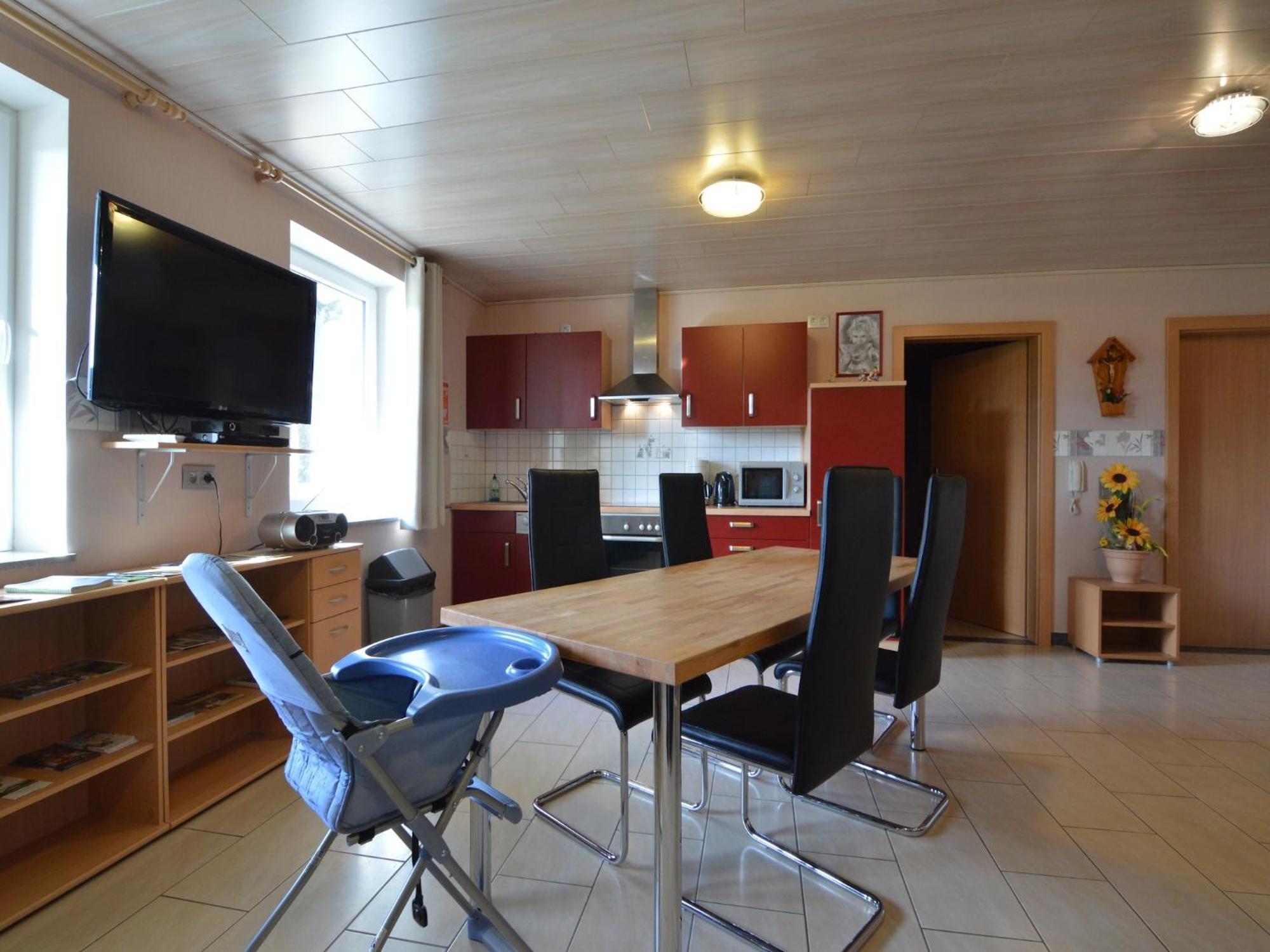 Comfy Holiday Home In Burg Reuland With Sauna Terrace Bbq Экстерьер фото