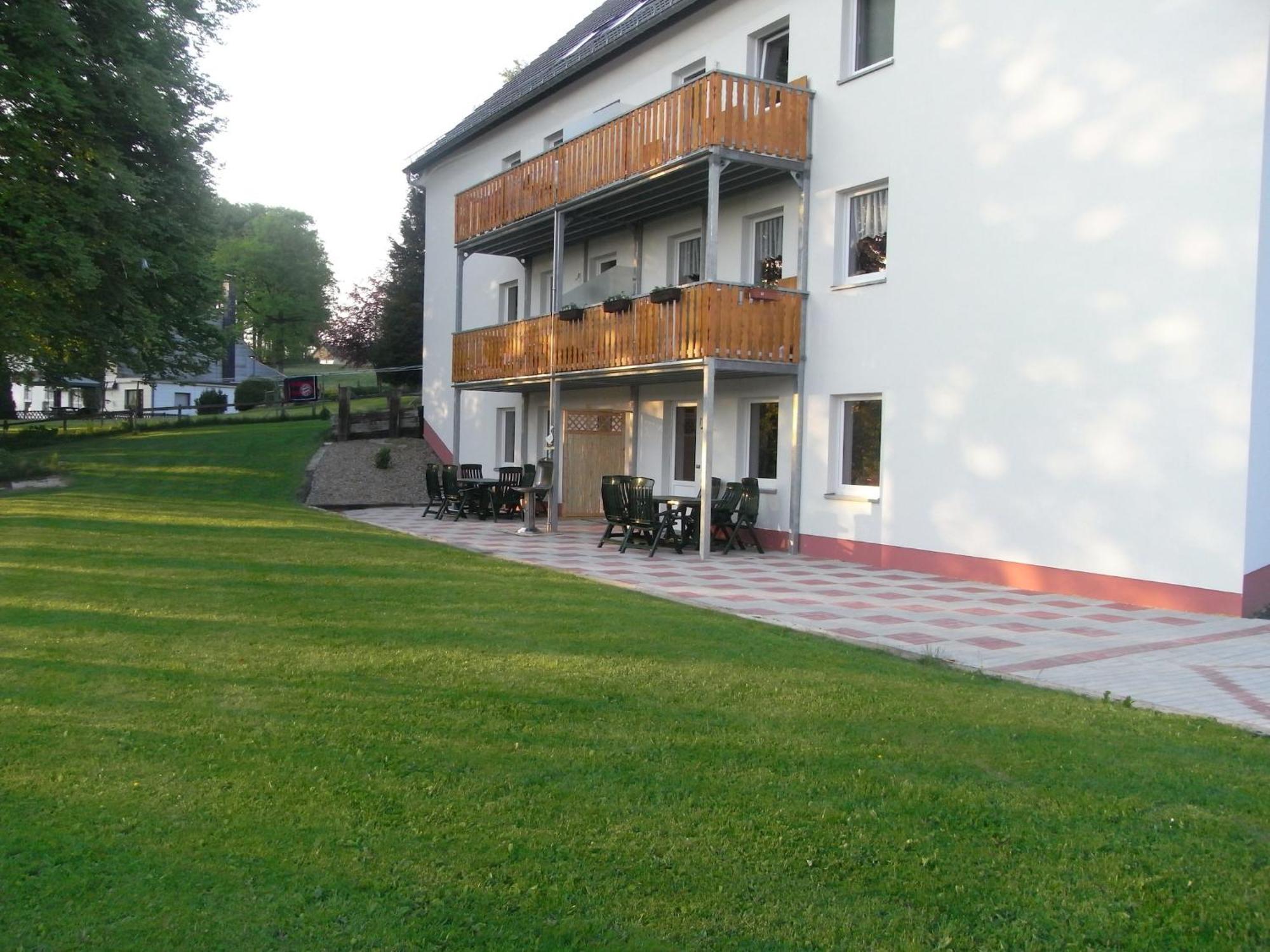 Comfy Holiday Home In Burg Reuland With Sauna Terrace Bbq Экстерьер фото